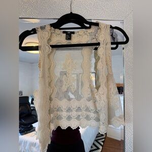 H&M Ivory Lace Sleeveless Camisole